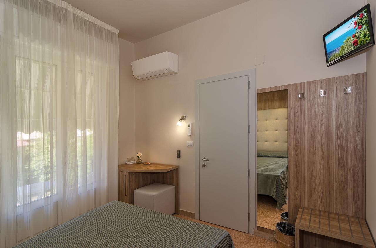 Hotel Giardino Lido di Camaiore Exterior photo