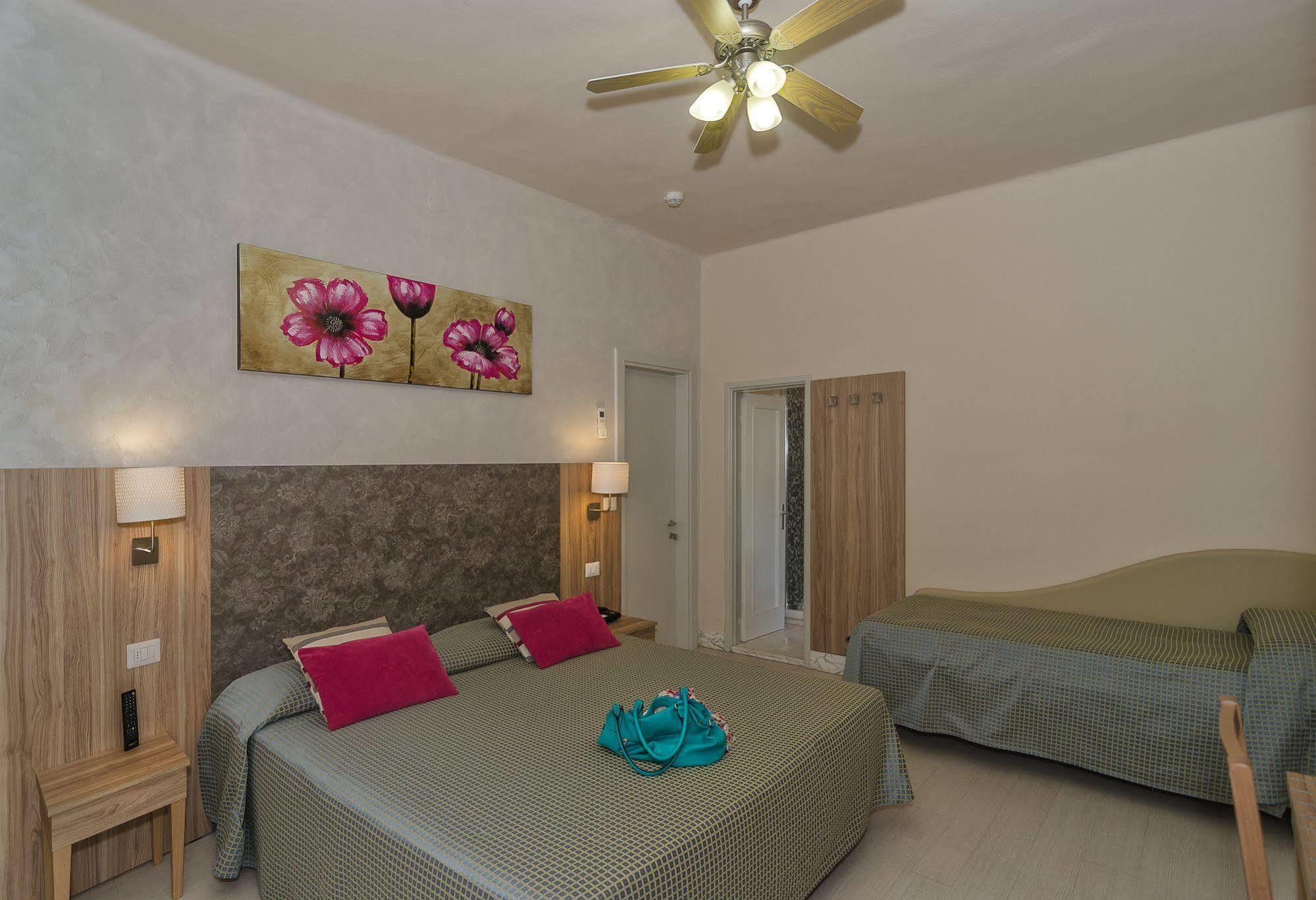 Hotel Giardino Lido di Camaiore Exterior photo