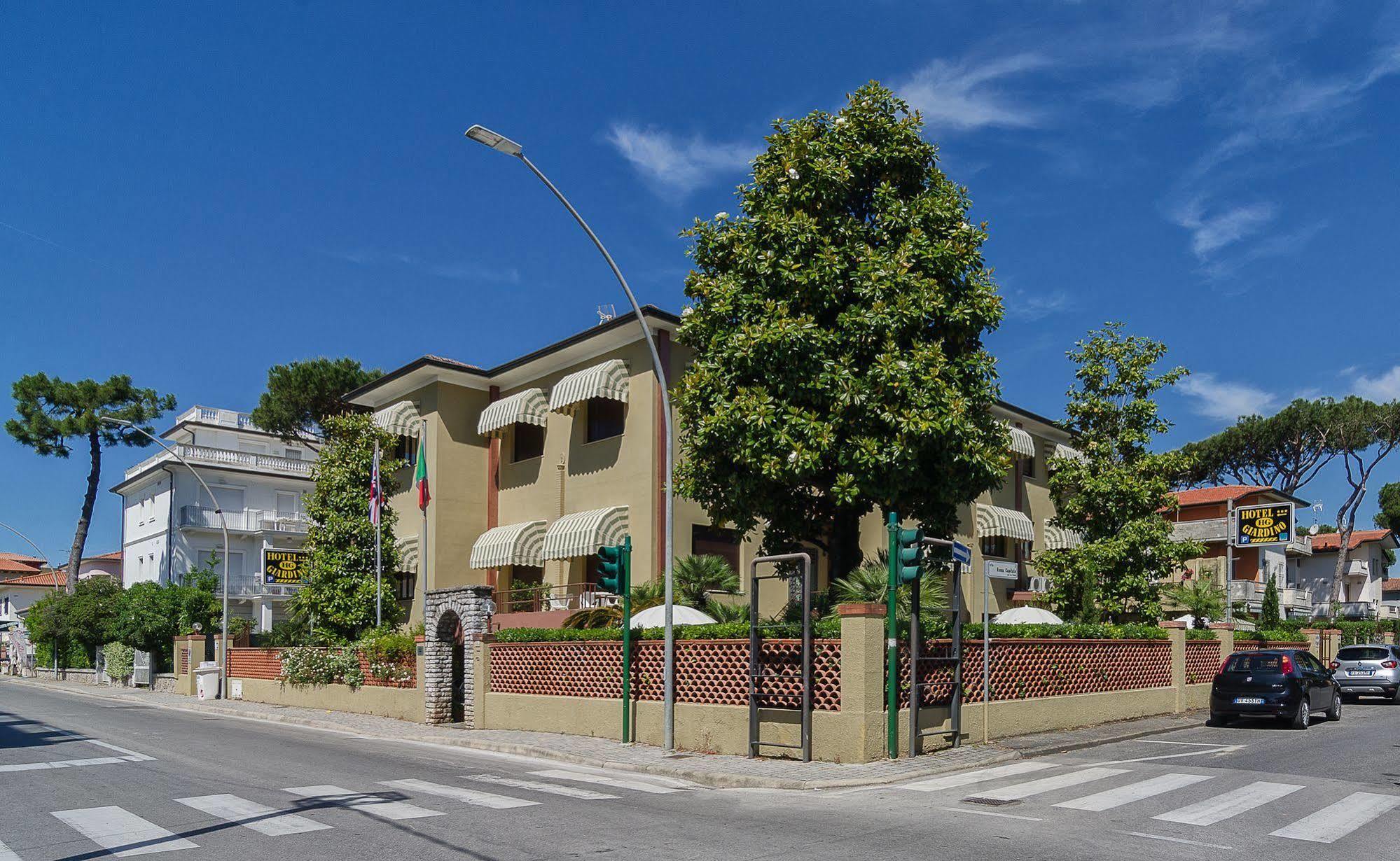 Hotel Giardino Lido di Camaiore Exterior photo