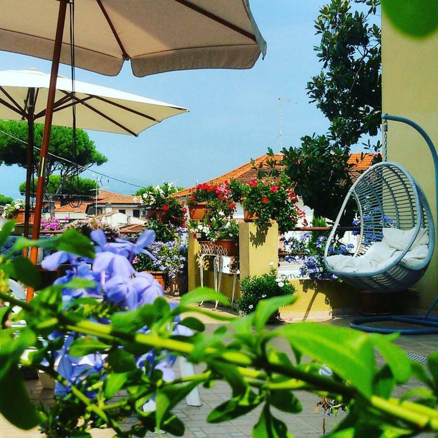 Hotel Giardino Lido di Camaiore Exterior photo
